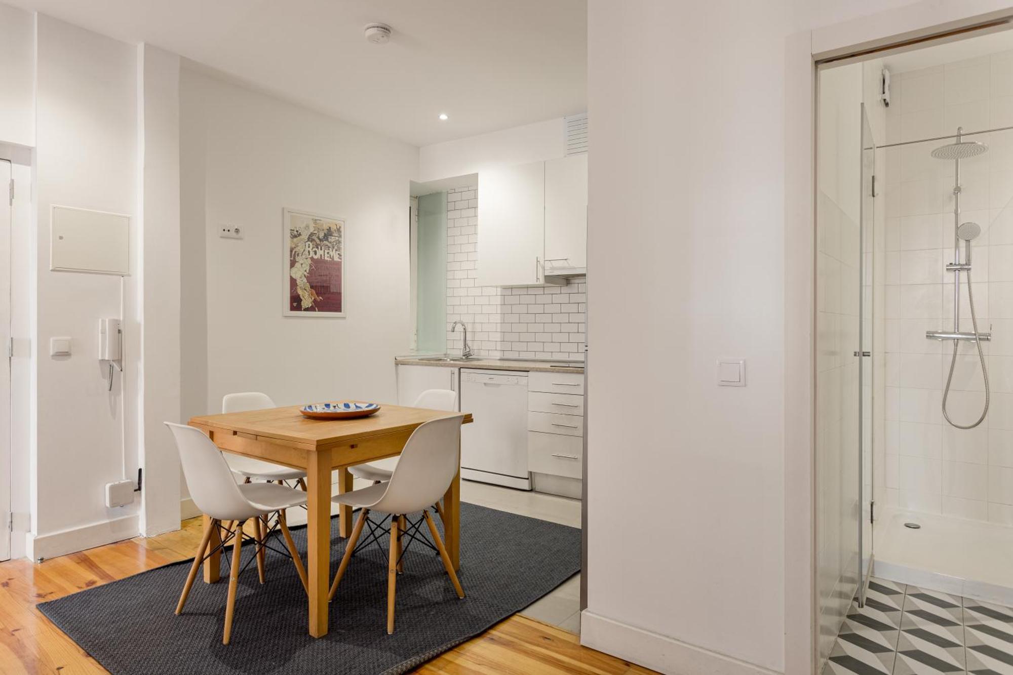 Joivy Inviting Flat Next To Carmo Convent Apartment Lisbon Exterior photo